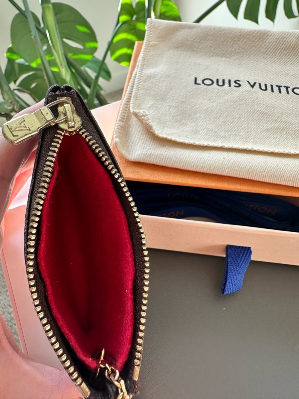 Louis Vuitton Key Pouch - Picture 2 of 9